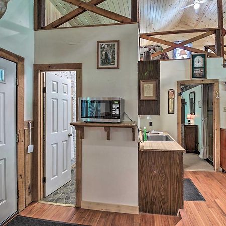 Waters Edge Retreat With Deck On Patoka Lake! Taswell Eksteriør bilde
