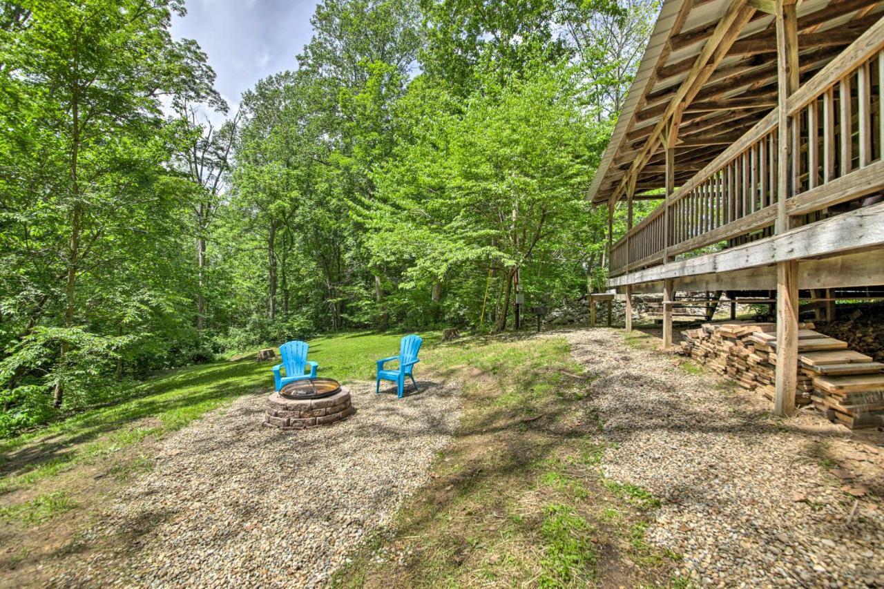 Waters Edge Retreat With Deck On Patoka Lake! Taswell Eksteriør bilde